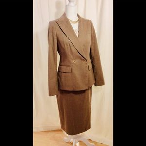 TALBOTS Fully Lined Wool Flannel 2pc Skirt Suit